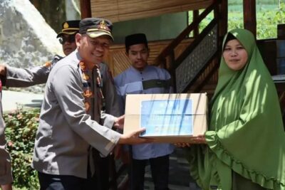 Yayasan Sosial Pondok Pesantren dan Panti Asuhan Dikunjungi Kapolres Tanah Karo Bersama Satuan Lalu Lintas