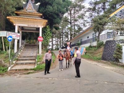 Polsek Simpang Empat Patroli Obyek Wisata Gundaling dan Lau Kawar