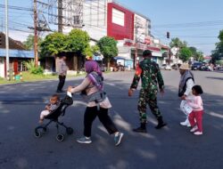 Serda Ichsan Setia dalam Amankan Jalan Sehat Milad IIM Ke-46 Tahun