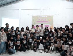 Bergotong Royong, Mahasiswa dan Warga Gongsol Bangun Desa Sehat dan Berwawasan Lingkungan