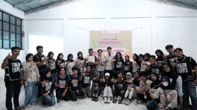 Bergotong Royong, Mahasiswa dan Warga Gongsol Bangun Desa Sehat dan Berwawasan Lingkungan